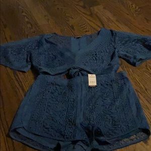 Express crop top/lace shorts outfit never worn